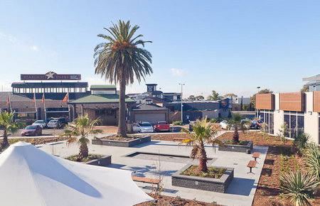 Taylors Lakes Hotel Motel - Holiday Adelaide 0