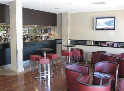 Travelodge Newcastle City - Holiday Adelaide 5