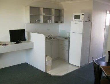 Reef Adventureland Motor Inn - Holiday Adelaide 1