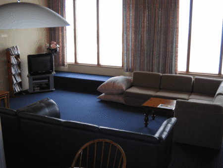 Valhalla Lodge - Holiday Adelaide 4