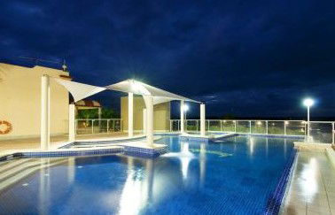 Rydges Port Macquarie - Holiday Adelaide 3