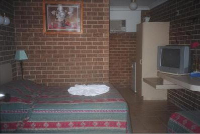 Buccaneer Motel - Holiday Adelaide 1