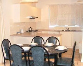 Manly Seaside Holiday Apartments - Holiday Adelaide 2