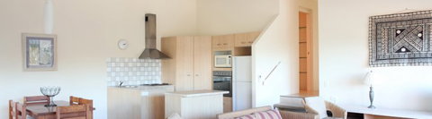 Peregian Court Resort - Holiday Adelaide 2