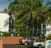 Coconut Grove Holiday Apartments - Holiday Adelaide