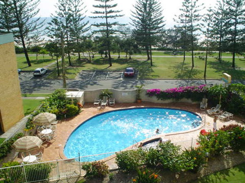 Cashelmara Beachfront Apartments - Holiday Adelaide 1