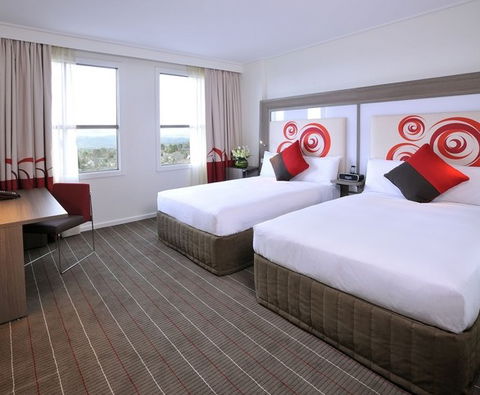 Novotel Melbourne Glen Waverley - Holiday Adelaide 2