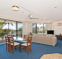 Chateau Royale Beach Resort - Holiday Adelaide
