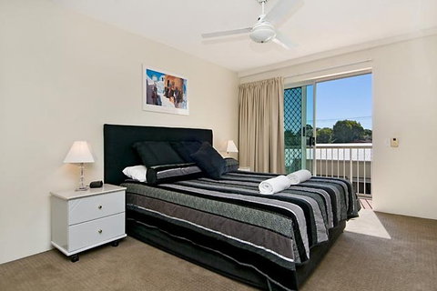 Sailport Mooloolaba Apartments - Holiday Adelaide 2