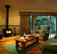 Clouds Of Montville Mountain Resort Motel - Holiday Adelaide