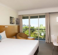 Novotel Cairns Oasis Resort - Holiday Adelaide