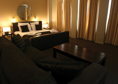 The Clarendon Hotel - Holiday Adelaide 1