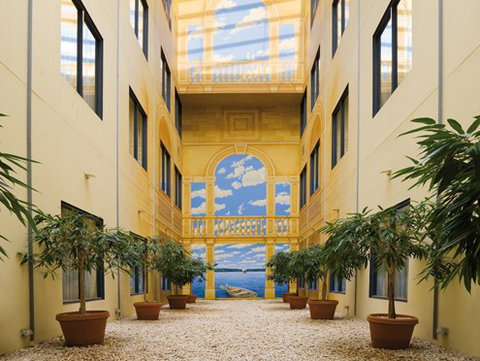 Travelodge Phillip Street - Holiday Adelaide 1