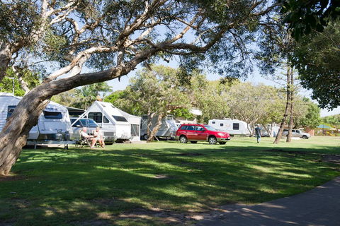 Dicky Beach Family Holiday Park - Holiday Adelaide 0