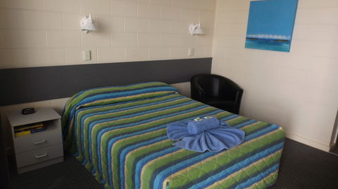Central Point Motel - Holiday Adelaide 4
