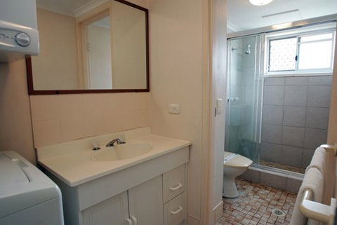 St Marie Apartments - Holiday Adelaide 3