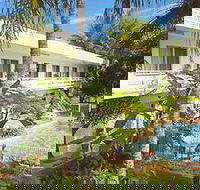 Silvester Palms Holiday Apartments - Holiday Adelaide