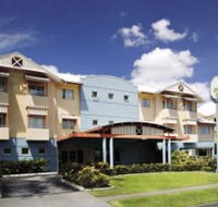 Cairns Queens Court Accommodation - Holiday Adelaide