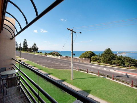 Centreport Units - Holiday Adelaide 0