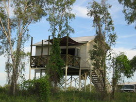 Fitzroy River Lodge - Holiday Adelaide 0
