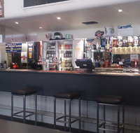 Settlers Hotel - Holiday Adelaide