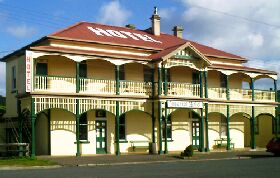 Branxholm Hotel - Holiday Adelaide 0