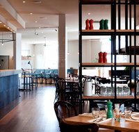 Plough Hotel - Holiday Adelaide