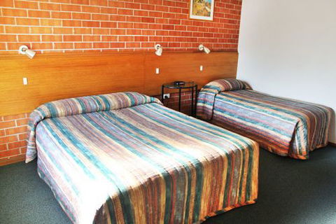 Catalina Motel Lake Macquarie - Holiday Adelaide 5