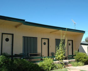 Coolah Black Stump Motel - Holiday Adelaide 0