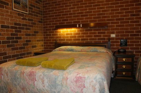 Colonial Motor Inn - Lithgow - Holiday Adelaide 9