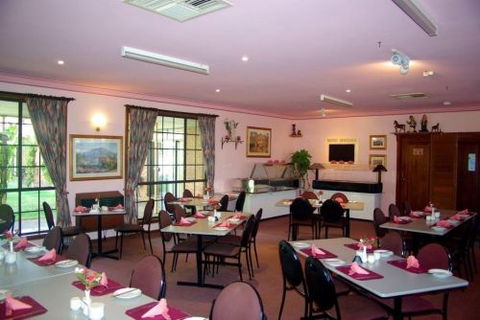 Roundhouse Motel - Holiday Adelaide 2