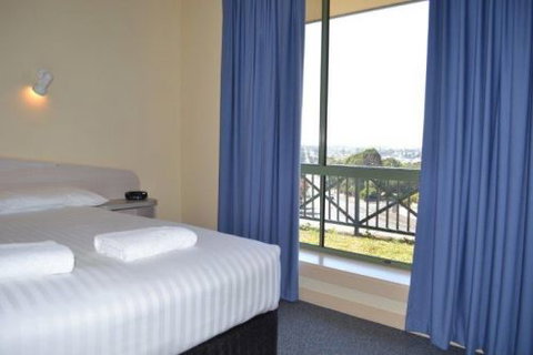 Lakes Resort Mount Gambier - Holiday Adelaide 5