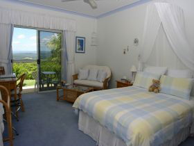 Ninderry Manor Luxury Retreat B&B - Holiday Adelaide 0