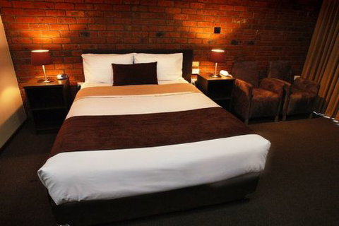 Ploughmans Motor Inn - Holiday Adelaide 1