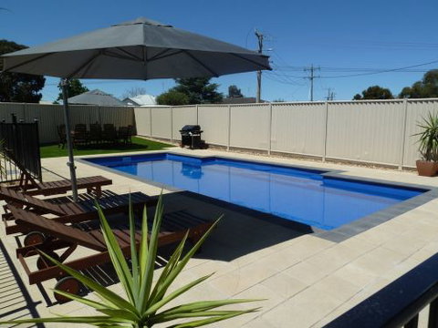 Ploughmans Motor Inn - Holiday Adelaide 5