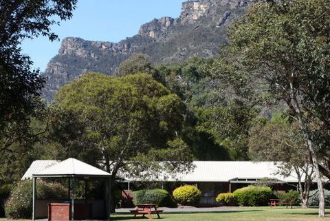 Pinnacle Holiday Lodge & Conference Centre - Holiday Adelaide 0
