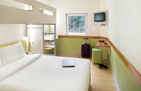 Ibis Budget Wentworthville - Holiday Adelaide 1