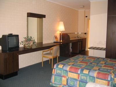 Australia Park Motel - Holiday Adelaide 1