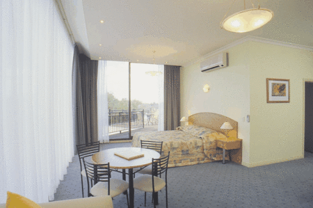 Wentworth Grande Resort - Holiday Adelaide 4