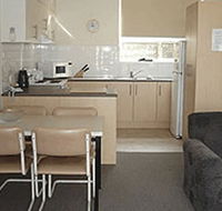 Glenelg Holiday Apartments-Corfu - Holiday Adelaide