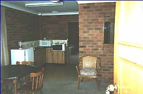 Tabourie Lake Motor Inn Resort - Holiday Adelaide 1