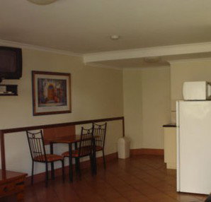 Glenmore Hotel Motel - Holiday Adelaide 3