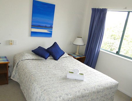 Bay Views Harbourview Apartments - Holiday Adelaide 2