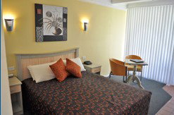 Black Dolphin Resort Motel - Holiday Adelaide 3