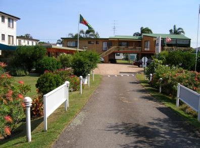 Lake Front Motel - Holiday Adelaide 1