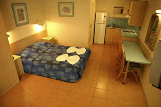 All Seasons Cairns Gateway Resort - Holiday Adelaide 0