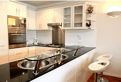 Jack And Newell Cairns Holiday Apartments - Holiday Adelaide 2