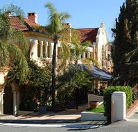 Captain Stirling Hotel - Holiday Adelaide
