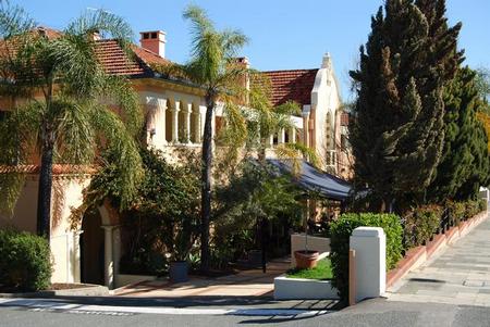 Captain Stirling Hotel - Holiday Adelaide 0