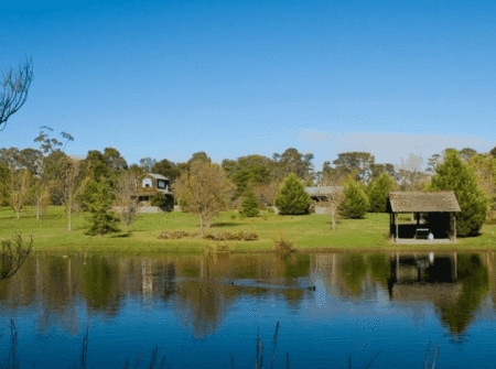 Sanctuary Park Cottages - Holiday Adelaide 0